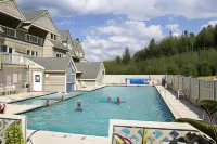 Grand Summit Hotel at Attitash - piscina