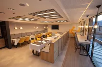 Valent Otel Business