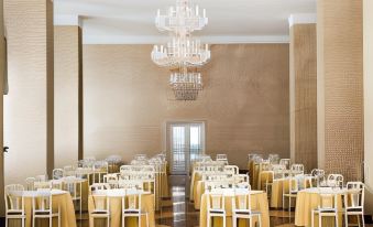 Hotel Gorizont