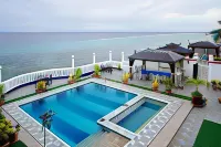RedDoorz Plus @ Billys Resort Oslob - Beach