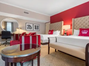 The Omni King Edward Hotel