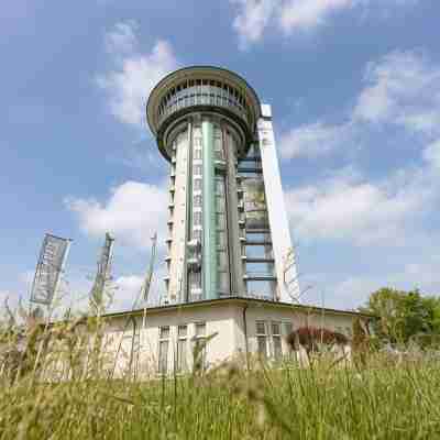 Hotel & Restaurant Infinity Hotel Exterior
