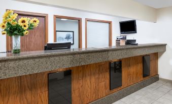 Days Inn & Suites by Wyndham des Moines Airport