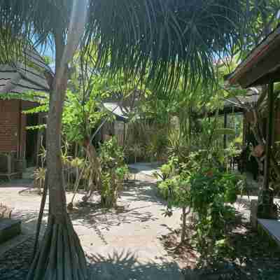 Gili Hideaway Hotel Exterior