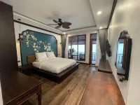 Dream 1985 Hotel