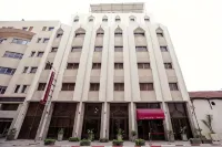 Le National Hotel a 