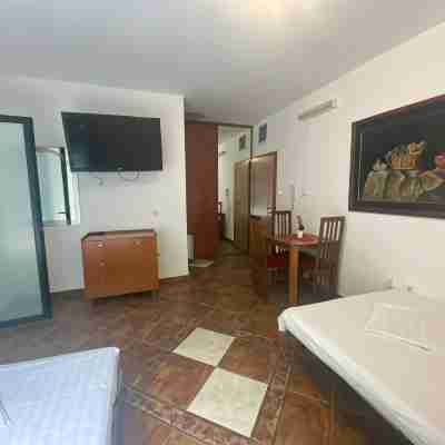 Villa Lutovac Budva Rooms