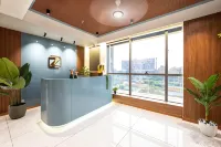 The Zuree Hotel - 2-Star