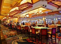 Summer Beach Vacay! 3bed & 3bath - Walk to beach, pool, golf, casinos, gated!