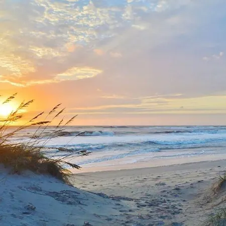 2nd floor 2 BR, 2 bath, Sunset Beach 5 mins from Ocean @ Sea Trail Golf Resort
