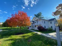 Golden Gables Inn