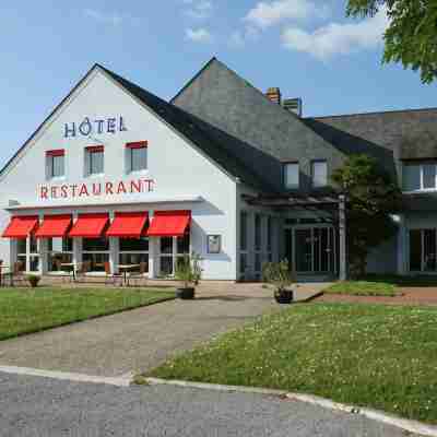 Logis Hôtel de la Loire Hotel Exterior