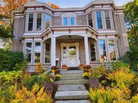 Blackberry Inn Отели рядом с достопримечательностью «Camden Overlook»