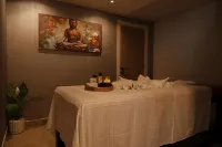 문바사 부티크 호텔 & 스파, 인포파크, 카카나드 코치 호텔