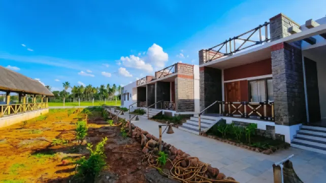 HAMPI DELMONT RESORT