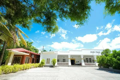 Jkab Park Hotel Các khách sạn gần Ranmaduwa Rajamaha Viharaya