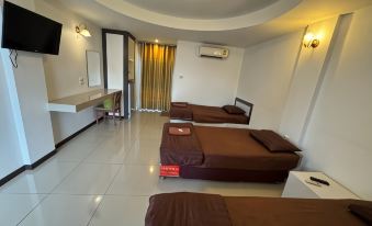 Grand Place Resort