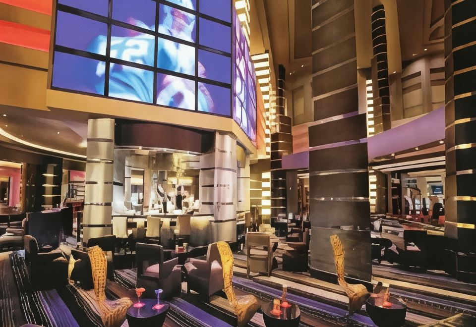 5. 플래닛 할리우드..