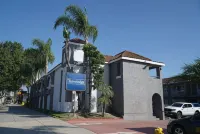 Travelodge by Wyndham Whittier Hotels near Half Off Books Records Films