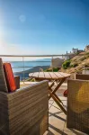 Viva B&B Hotels in Saronikos