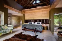 Lush Private Game Lodge Hotels in Bojanala