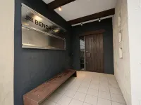 Bench Hostel & 3rd Place