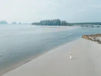 Dugong Village-Green Hotel Hotels in Sikao