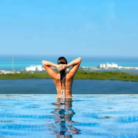 SUITES MALECON CANCUN