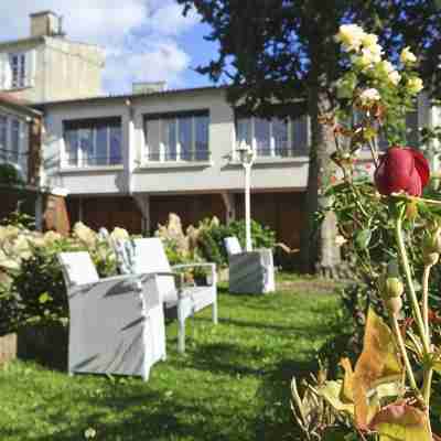Hôtel du Cheval Rouge Hotel Exterior