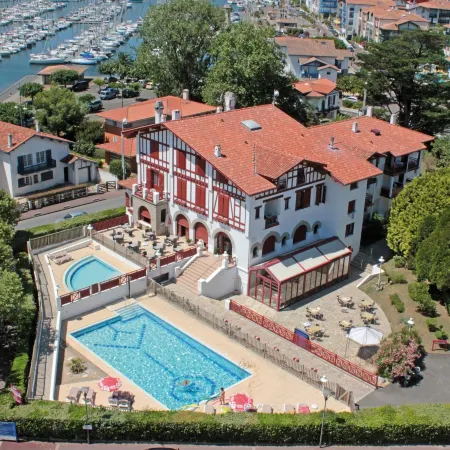 Hôtel & Résidence Vacances Bleues Orhoïtza