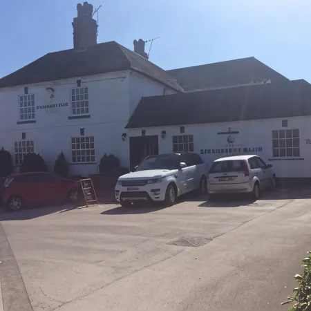 Strawberry Bank Hotel, NEC