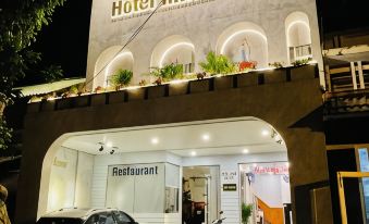 Hotel Minh Hang - Housity