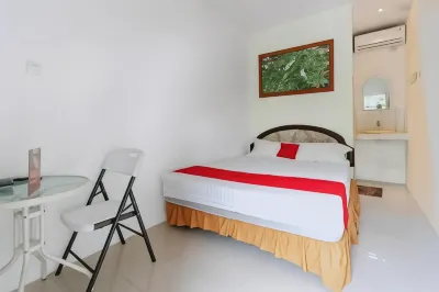 RedDoorz near RS Mitra Keluarga Depok Hotel dekat Wana Griya