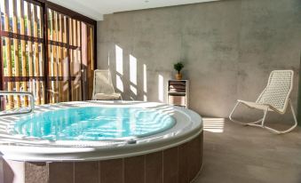 Logis Hôtel Altitude et Spa Pierre-Percée