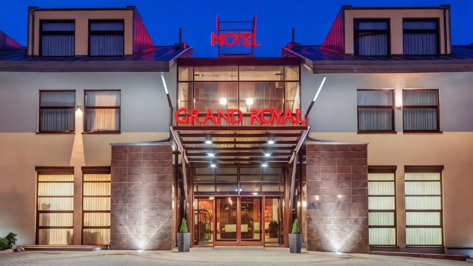 Grand Royal Hotel