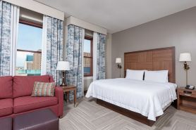 Hampton Inn Indianapolis Dwtn Across from Circle Centre