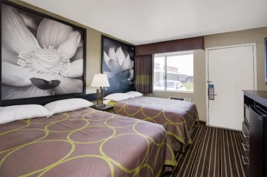 Super 8 by Wyndham Florence