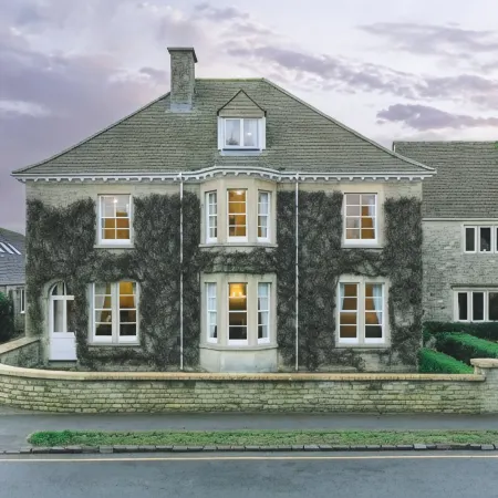Cotteswold House