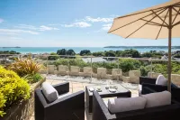 Hotel Cristina - 4-Star