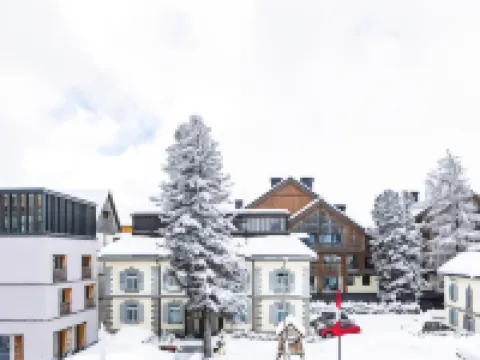 ホテル ベルギディル - ライダーズ ヘイブン アンデルマットのホテル