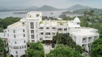 Hotel Hilltop Palace Hotels in Udaipur