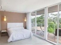 2122 Hotel Art Design Hotel dekat Pantai Mansa