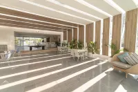 Hotel LIVVO Dunagolf Suites - Pet friendly