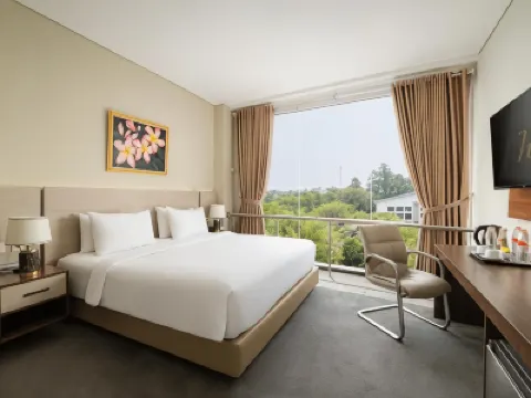 Horison TC Upi Serang Hotels in Cipare