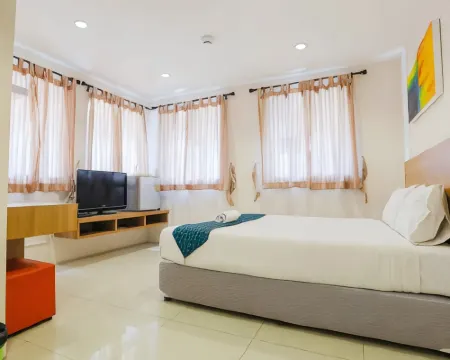 Portrait Pranburi Hotel プラーンブリーのホテル