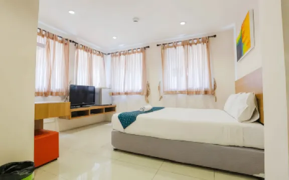 Portrait Pranburi Hotel Hotels near PRAN BURI