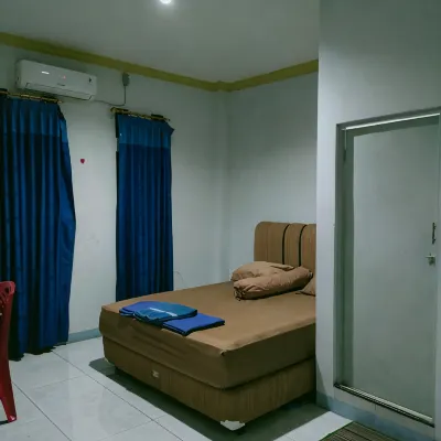 Penginapan Dillah Ho - 2-Star