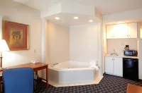 Holiday Inn Express & Suites Orangeburg