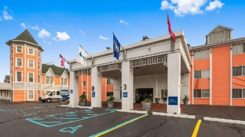 Best Western Greenfield Inn Hotels in Allen Park