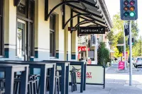 The Albion Hotel - parking